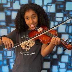 Violin renter excited for a new year with Heid Music